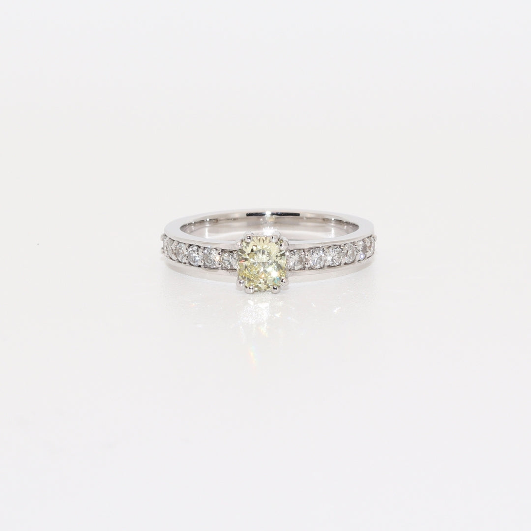 SOLITARIO DIAMANTE FANCY YELLOW