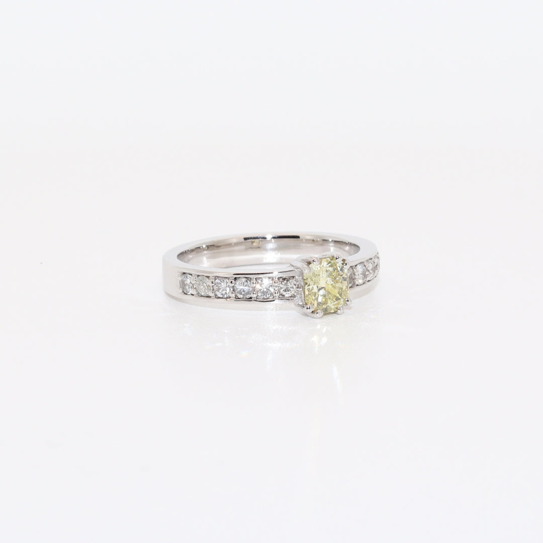 SOLITARIO DIAMANTE FANCY YELLOW