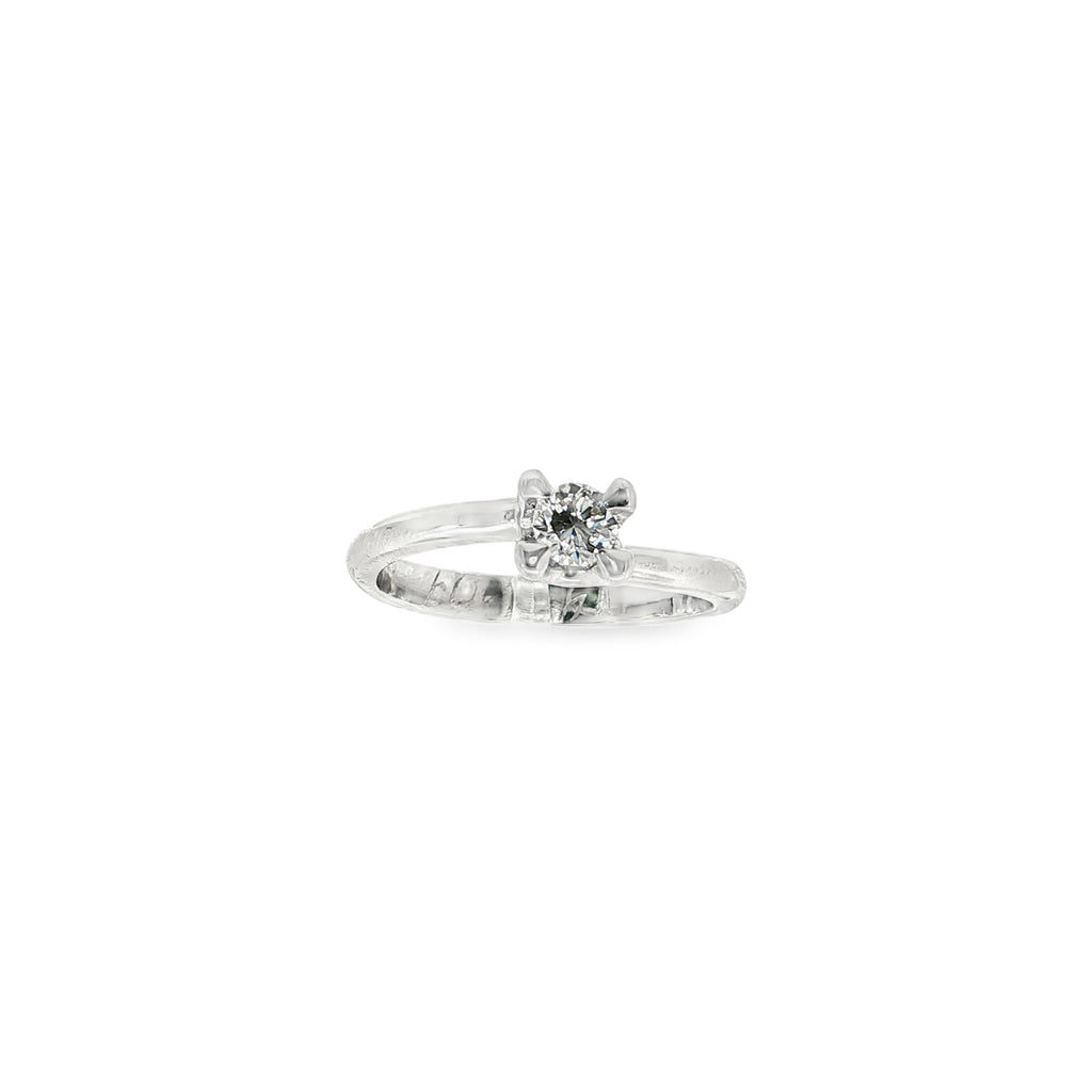 SOLITARIO ORO BLANCO CON DIAMANTE