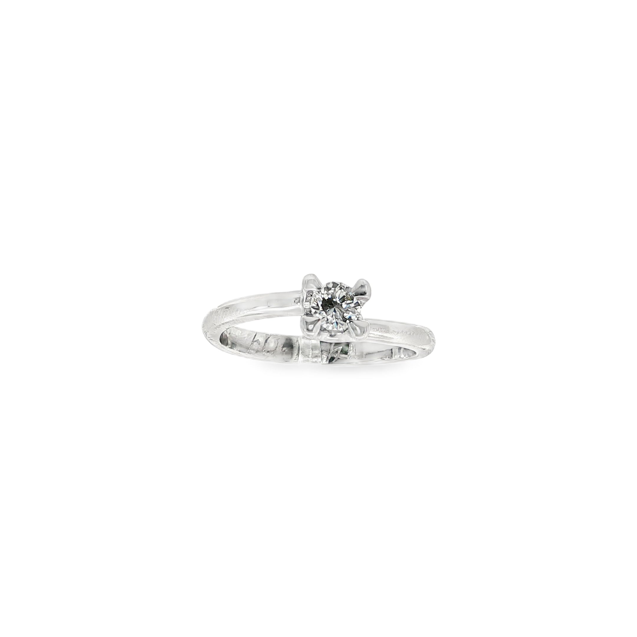SOLITARIO ORO BLANCO CON DIAMANTE