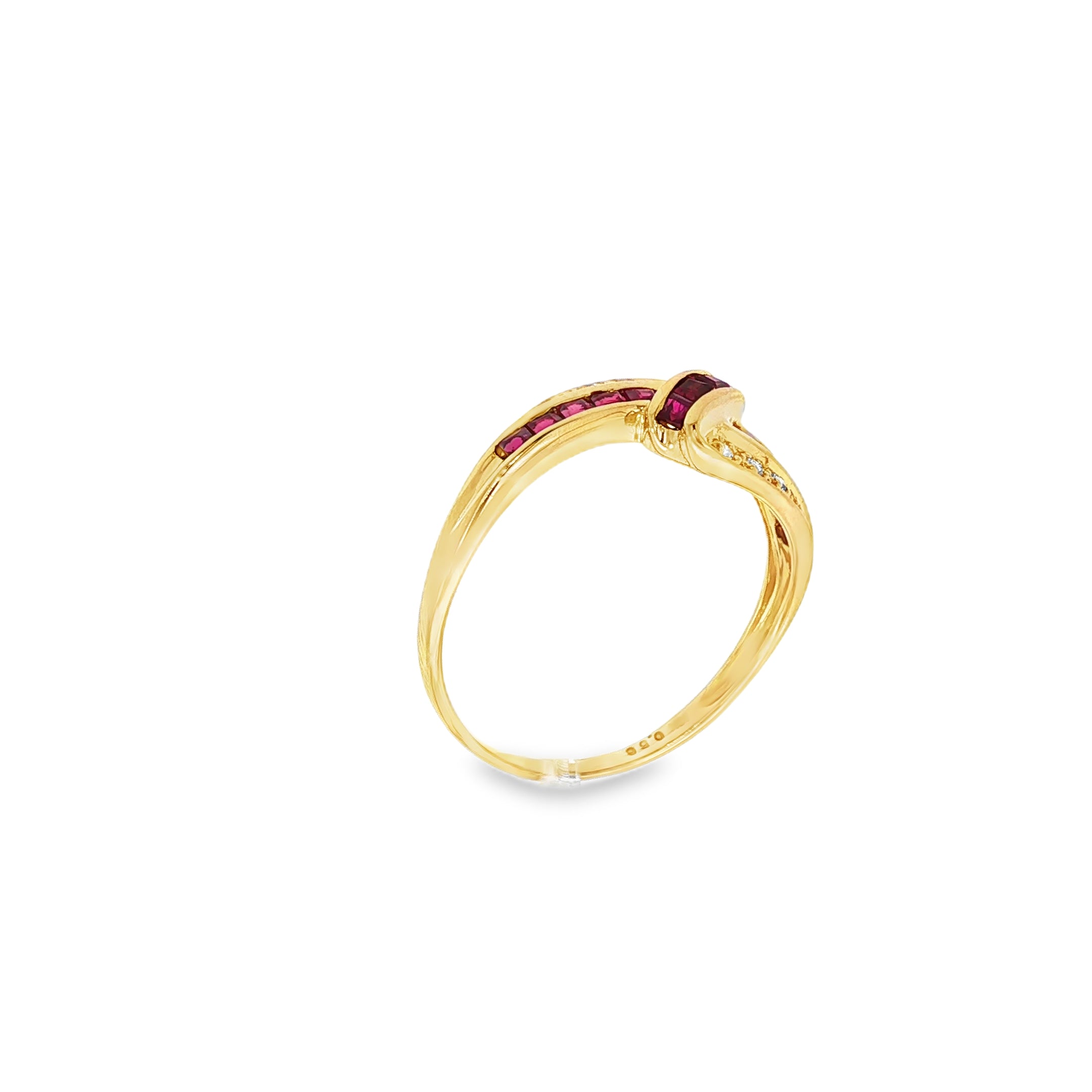 ANILLO RUBIES Y BRILLANTES