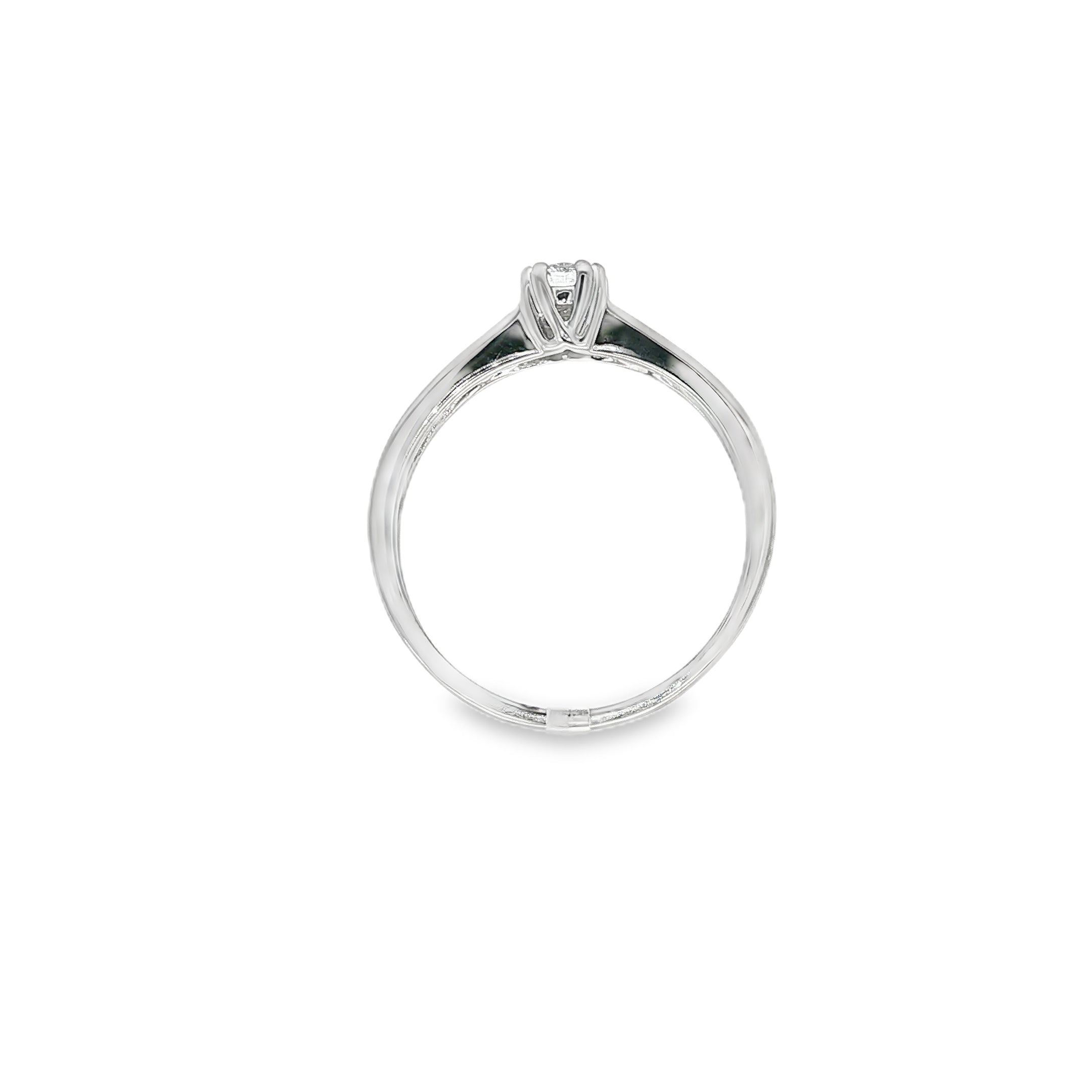 SOLITARIO CON DIAMANTES
