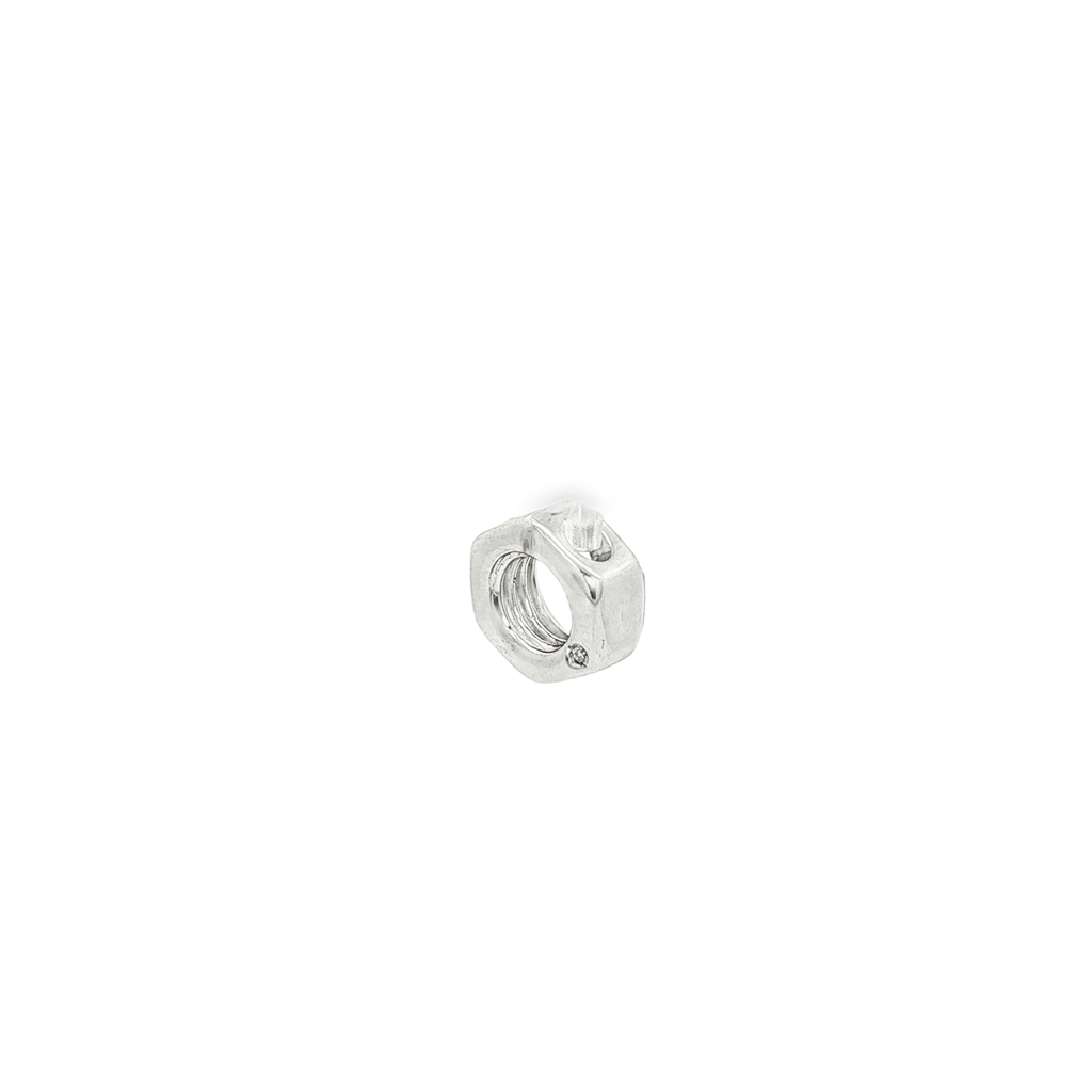 DIJE TUERCA ORO BLANCO CON BRILLANTE