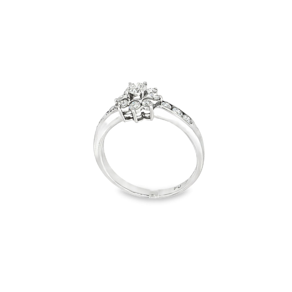 ANILLO FLOR CON DIAMANTES