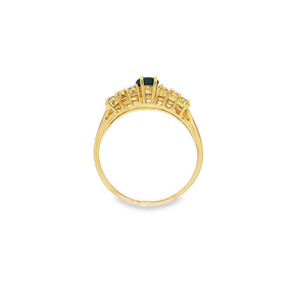 ANILLO CON ZAFIRO Y DIAMANTES