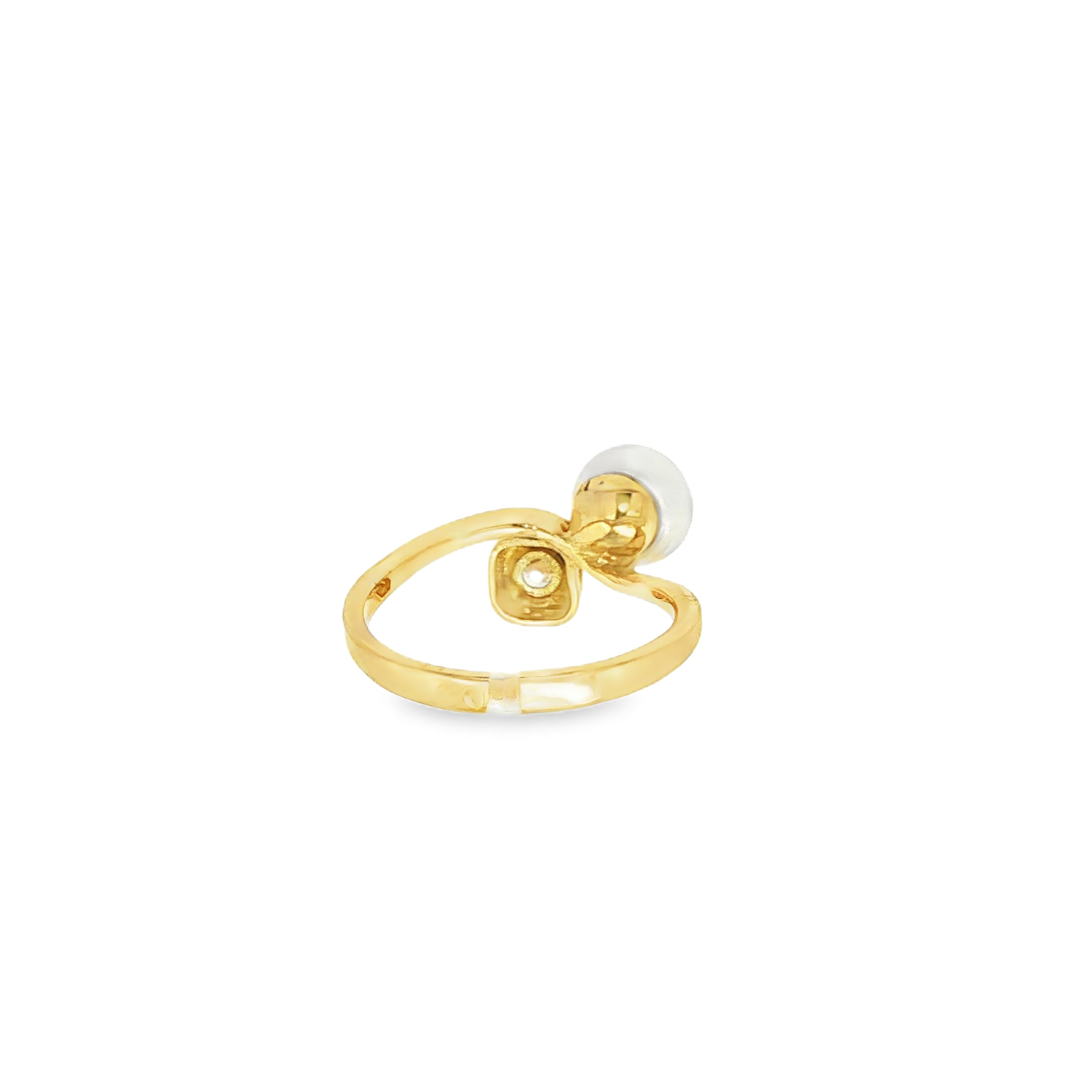 CONJUNTO SORTIJA Y PENDIENTES PERLAS Y CIRCONITAS