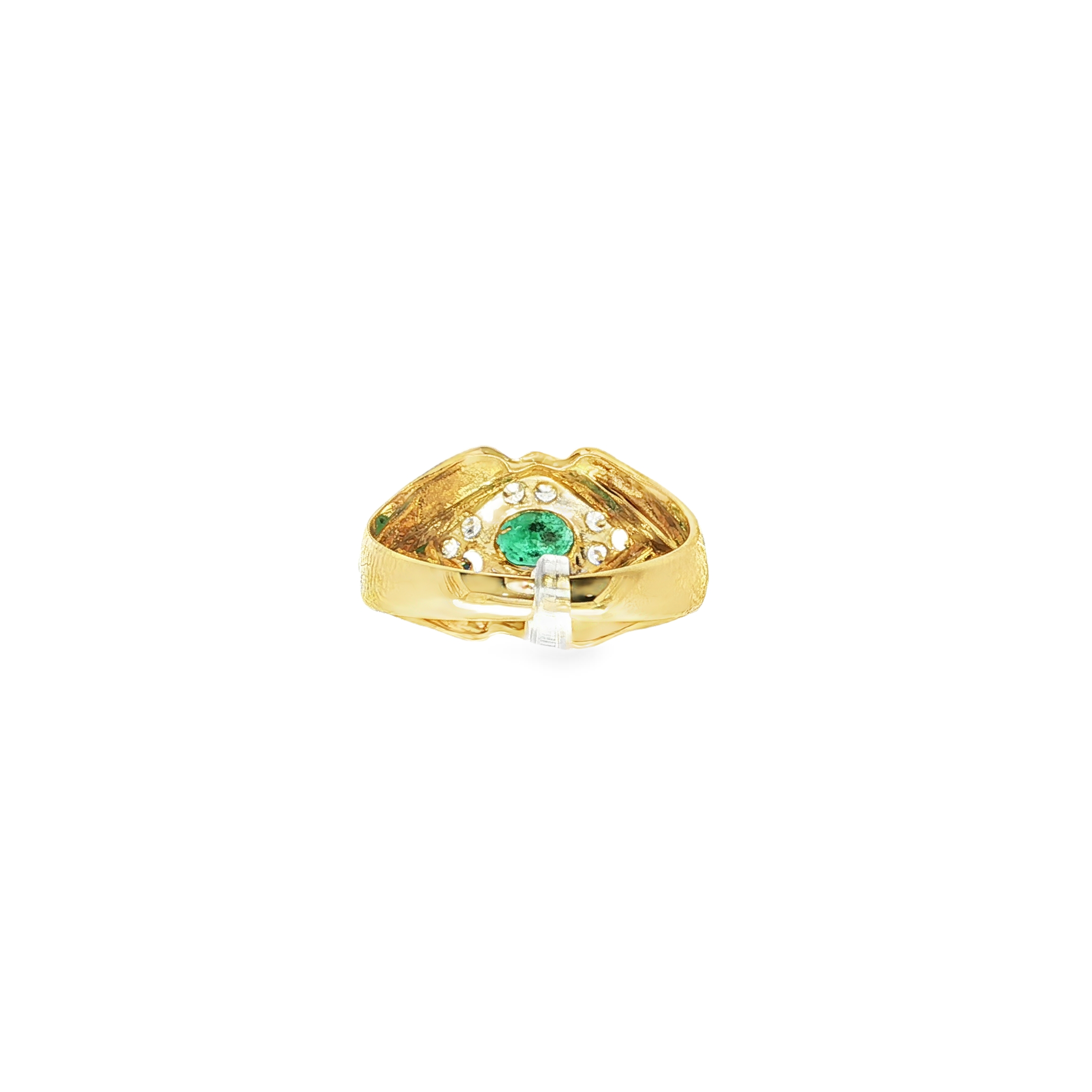 ANILLO CON ESMERALDA Y CIRCONITAS