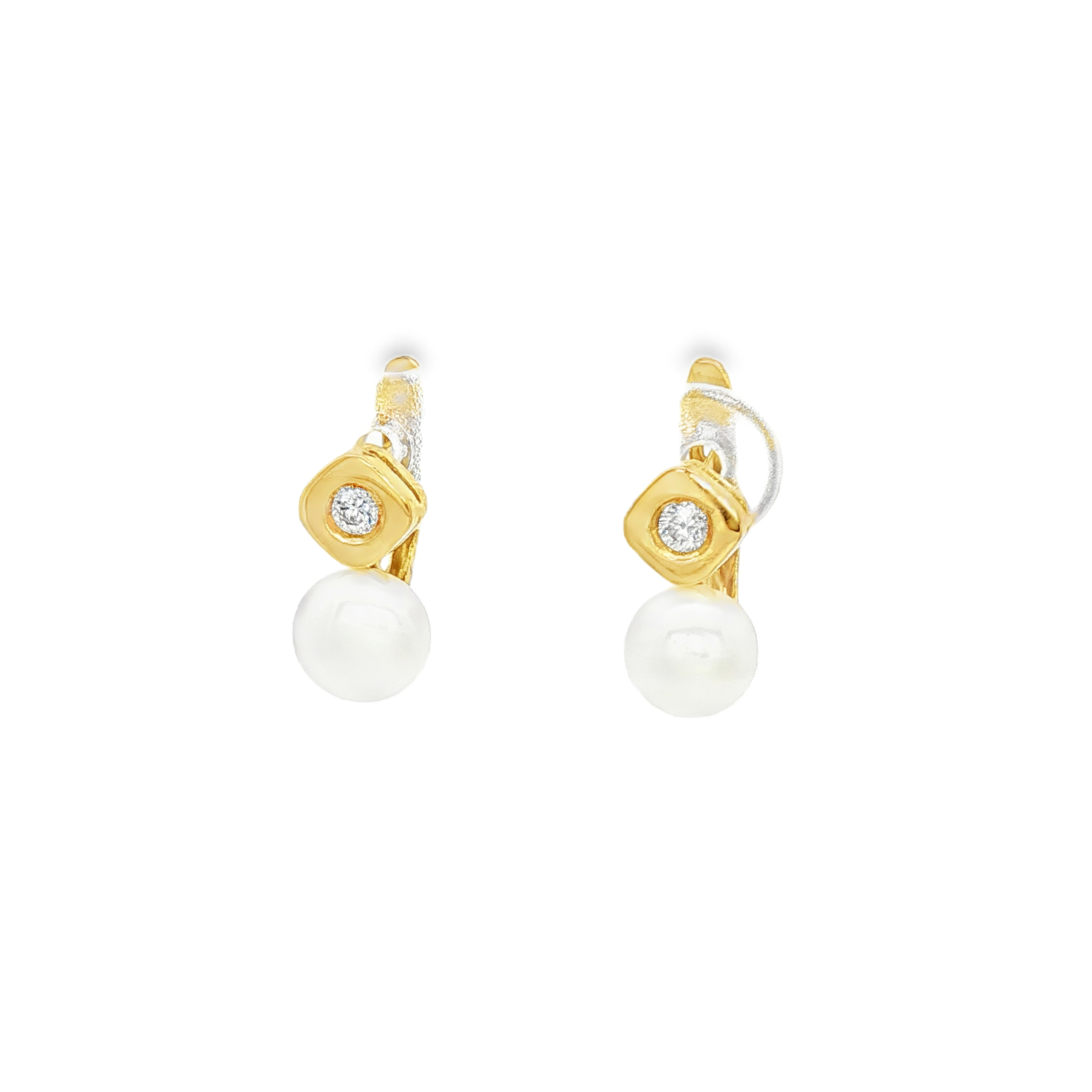 CONJUNTO SORTIJA Y PENDIENTES PERLAS Y CIRCONITAS