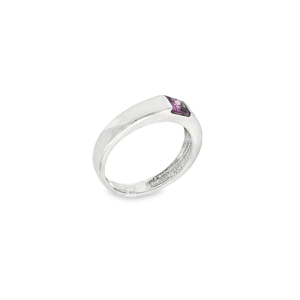 ANILLO DE ORO BLANCO CON PIEDRA LILA