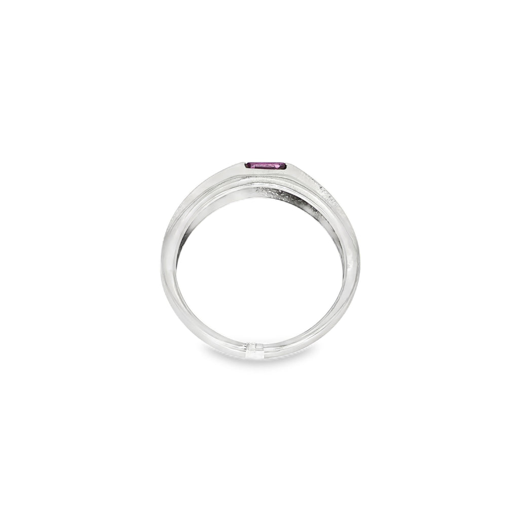 ANILLO DE ORO BLANCO CON PIEDRA LILA