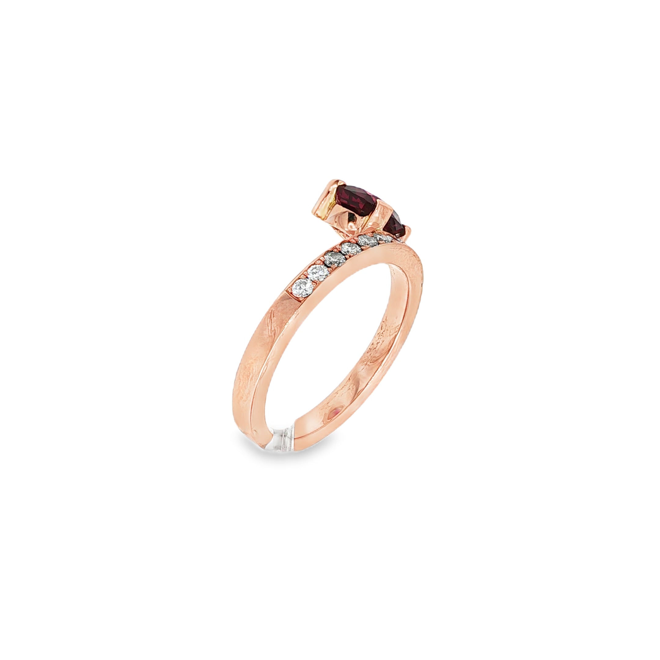 SORTIJA ORO ROSA CON RUBÍ