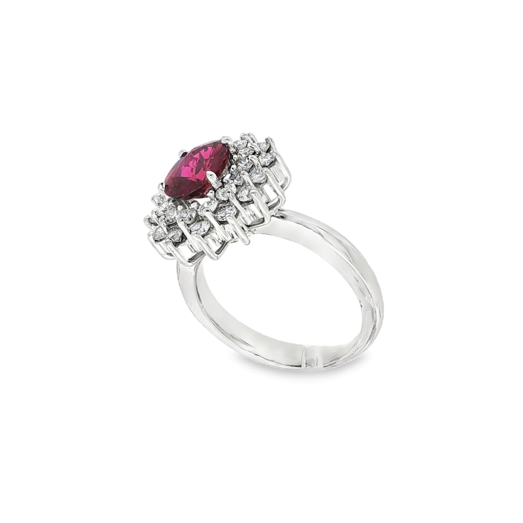CONJUNTO ANILLO, PENDIENTES Y COLGANTE RUBÍ