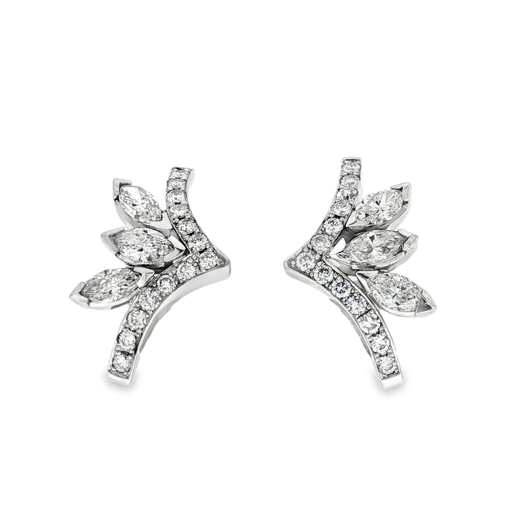 CONJUNTO SORTIJA Y PENDIENTES ORO BLANCO Y MARQUISES