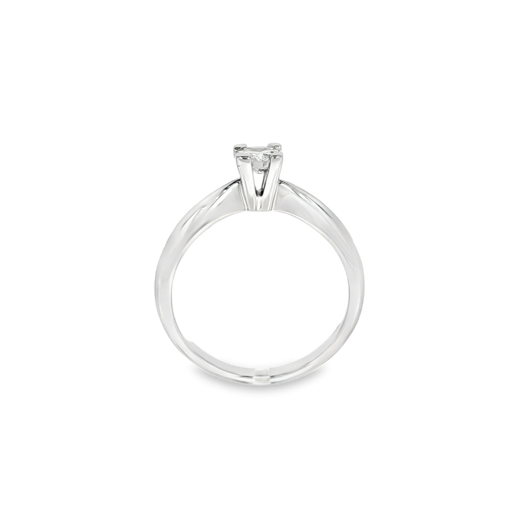 SOLITARIO ORO BLANCO CON DIAMANTE