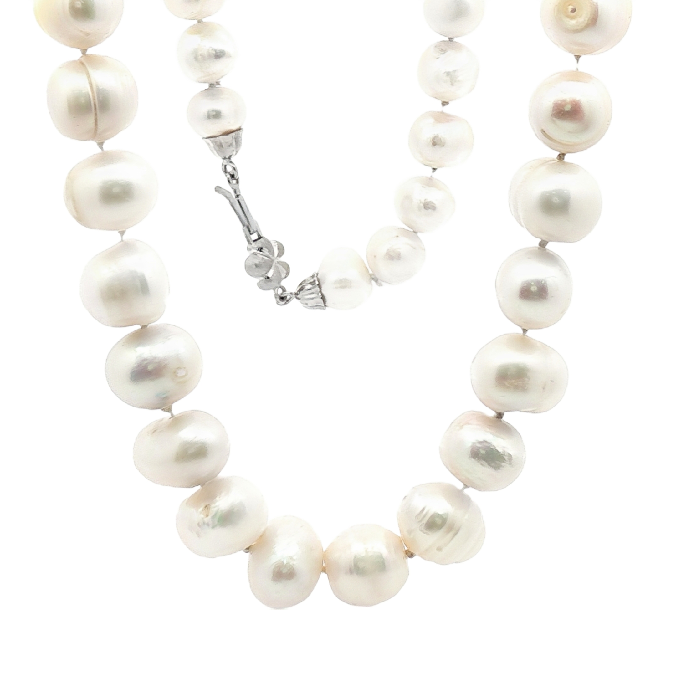COLLAR DE PERLAS Y CIERRE ORO BLANCO