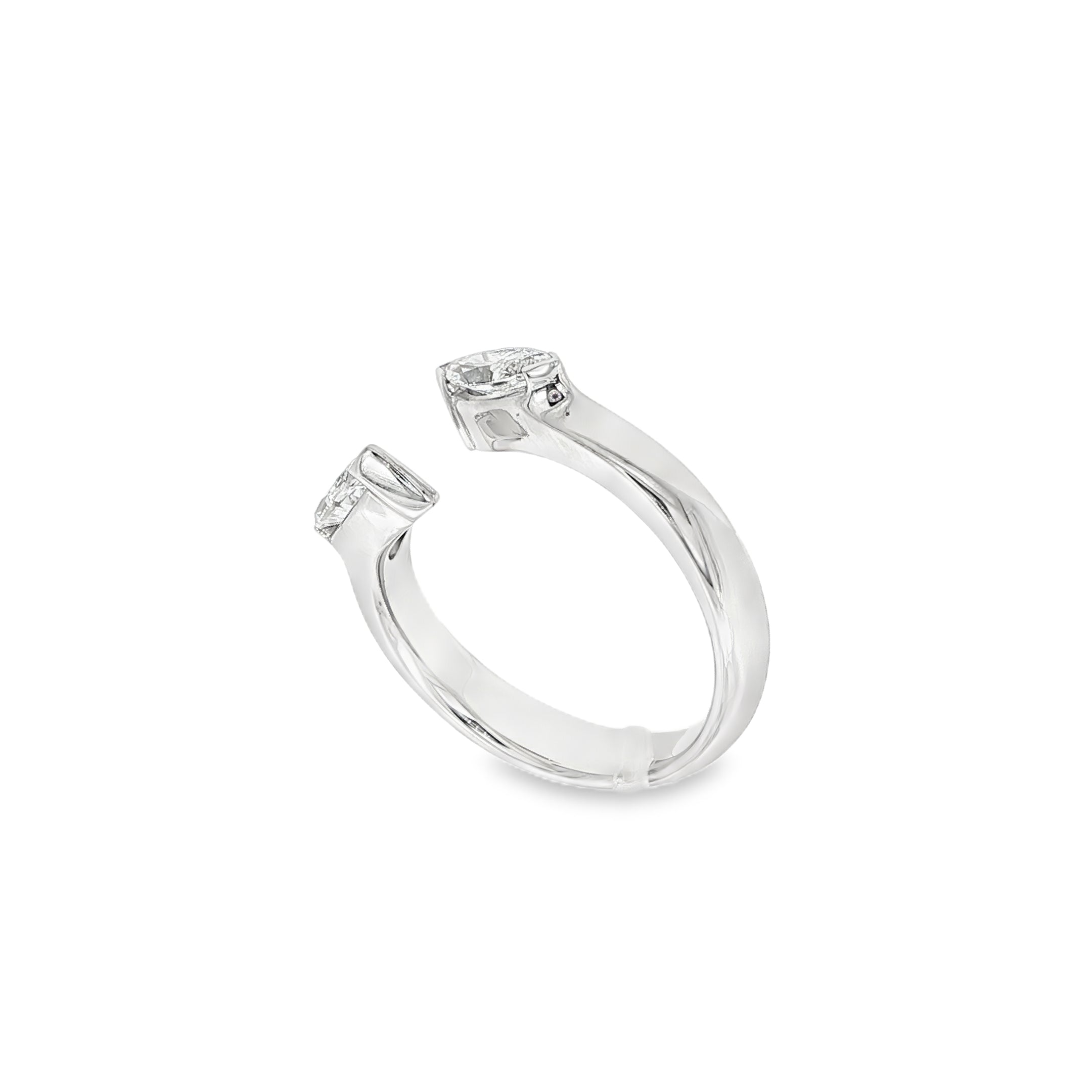 SORTIJA "TU Y YO" ORO BLANCO CON MARQUISES