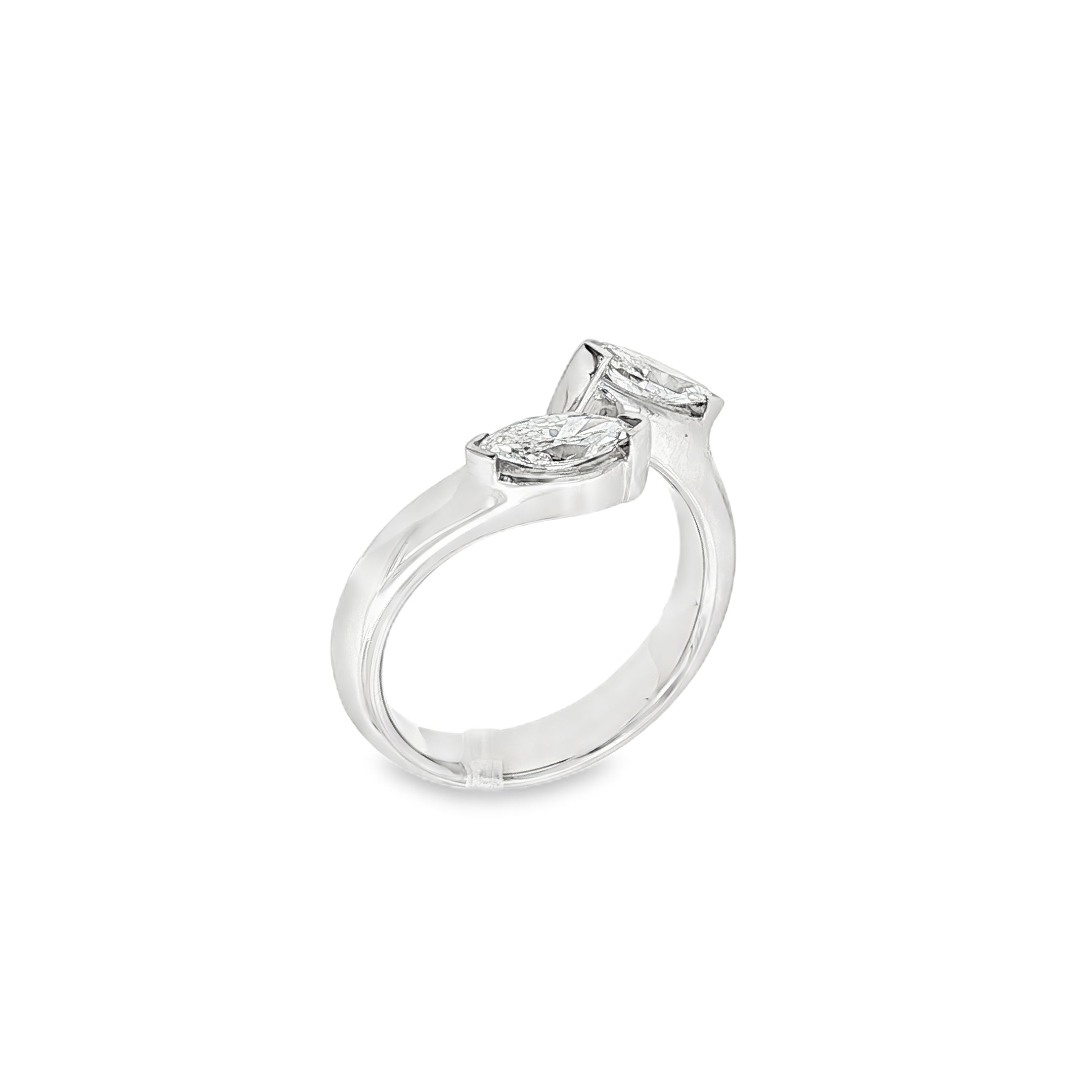 SORTIJA "TU Y YO" ORO BLANCO CON MARQUISES