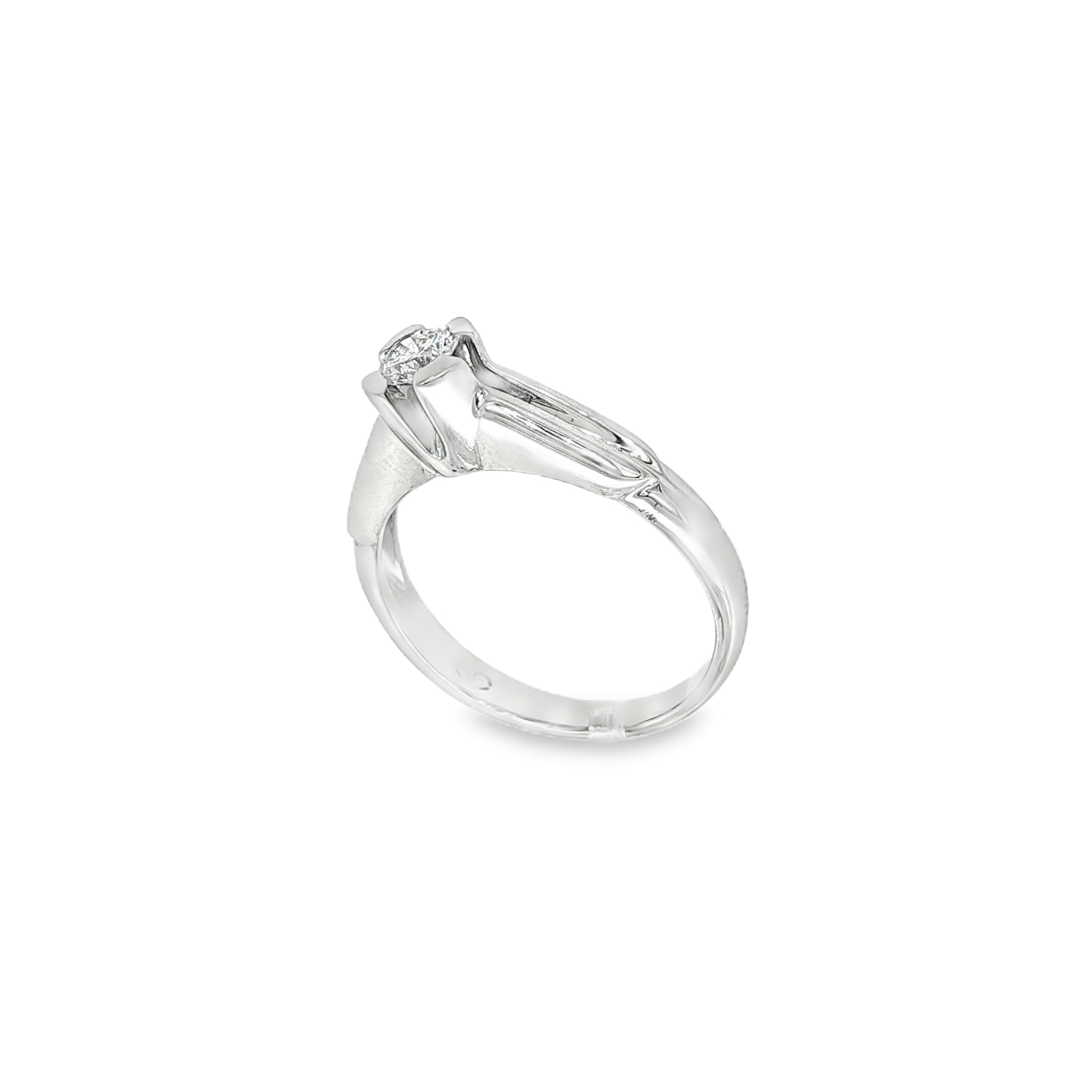 SOLITARIO DE ORO BLANCO CON DIAMANTE