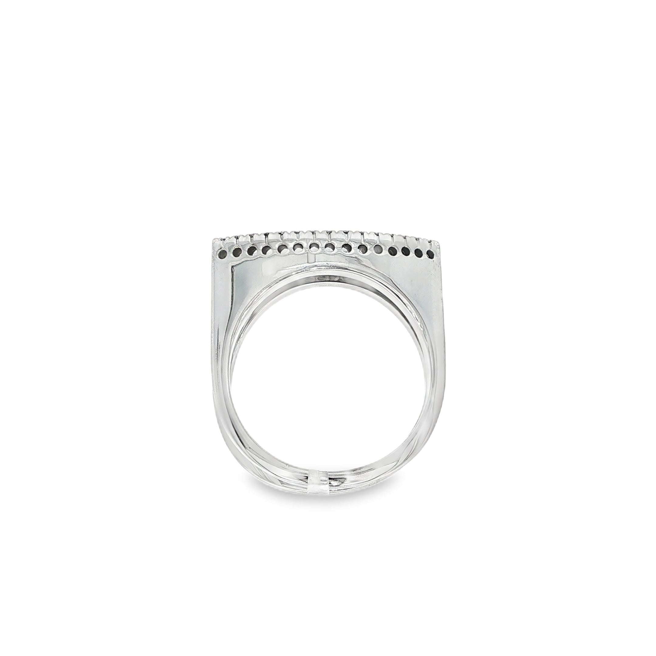ANILLO V DE ORO BLANCO CON DIAMANTES