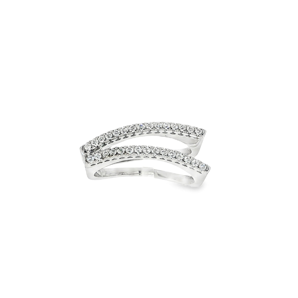 ANILLO V DE ORO BLANCO CON DIAMANTES