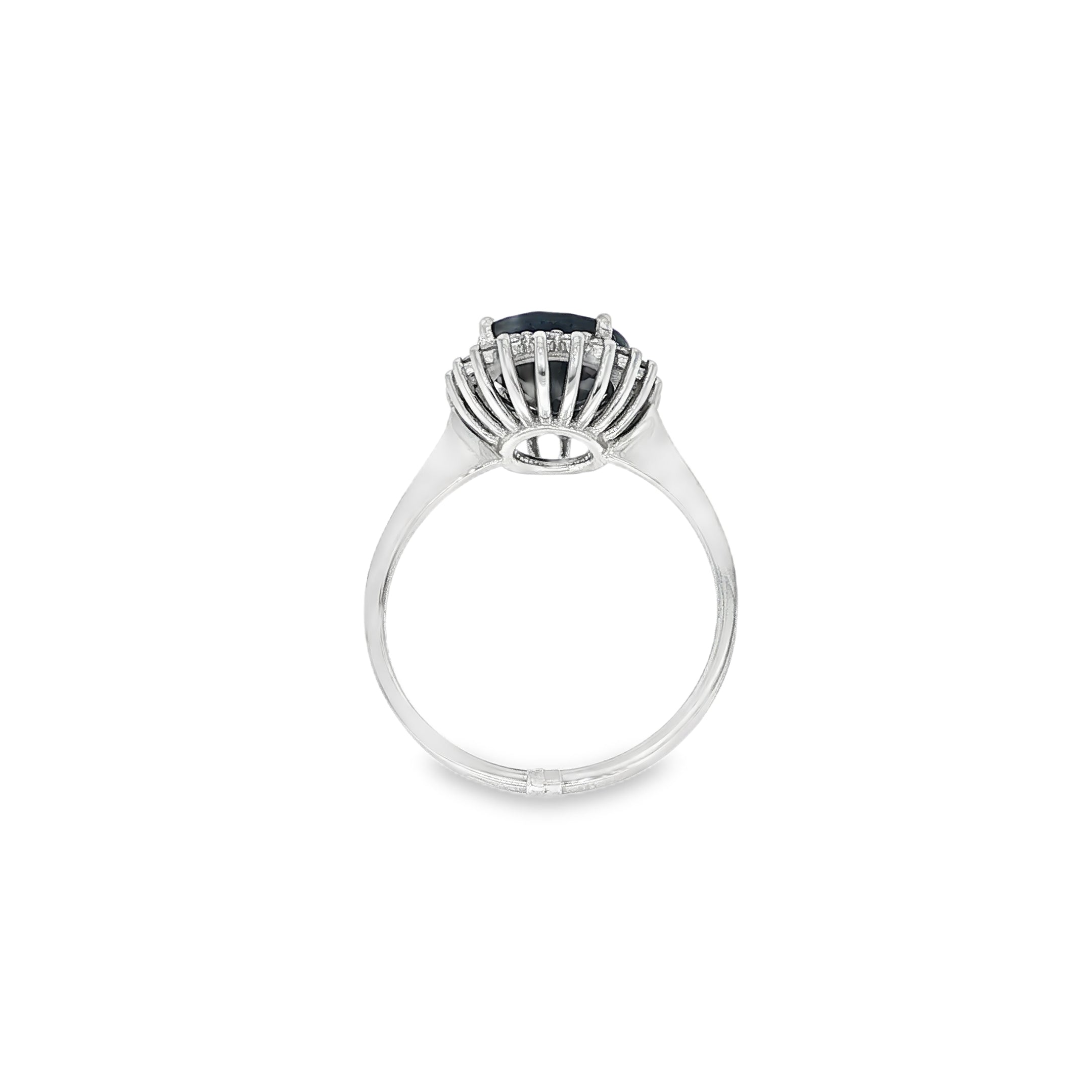 ANILLO DE ORO BLANCO CON DIAMANTES Y ZAFIRO