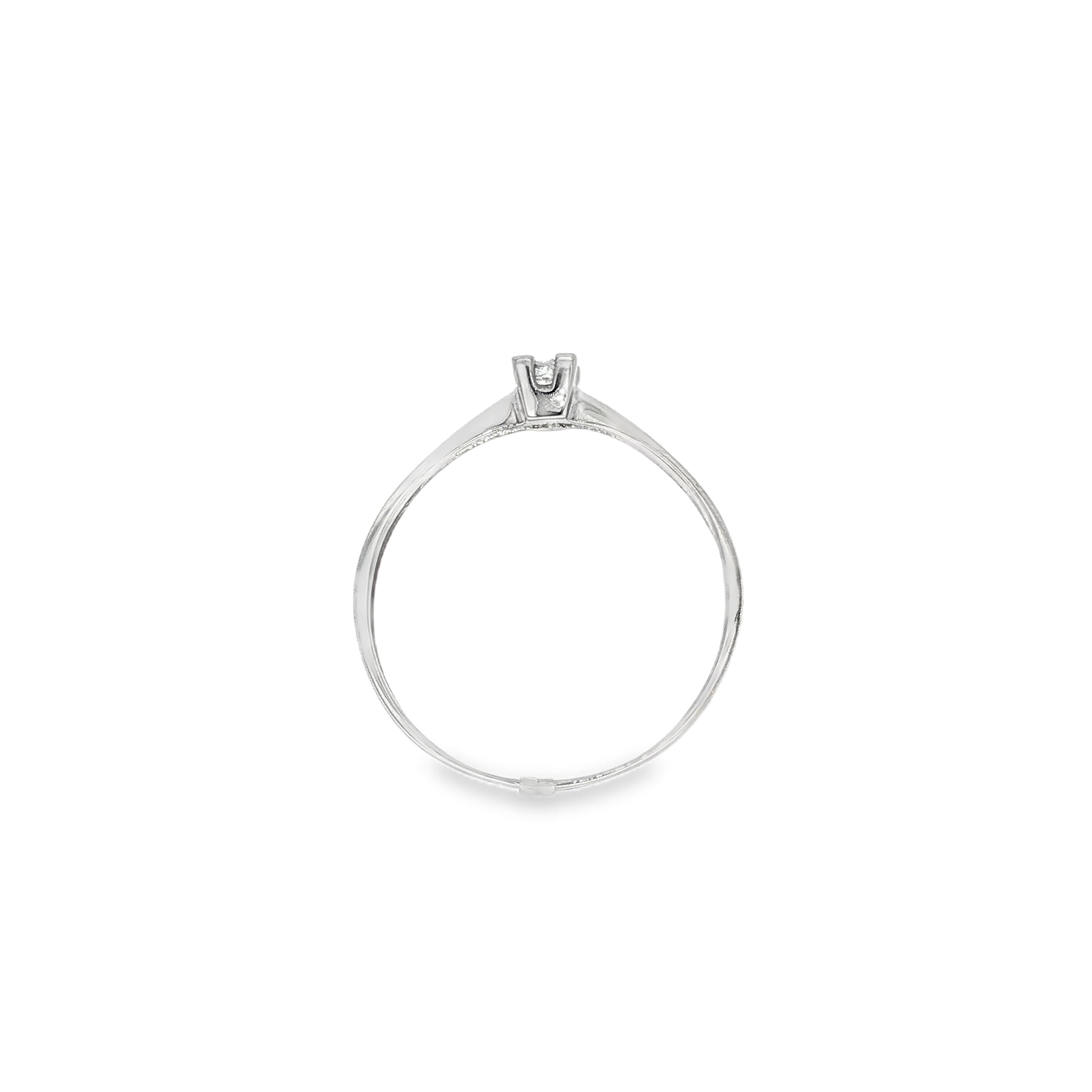 SOLITARIO DE ORO BLANCO CON DIAMANTE