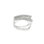 ANILLO V DE ORO BLANCO CON DIAMANTES