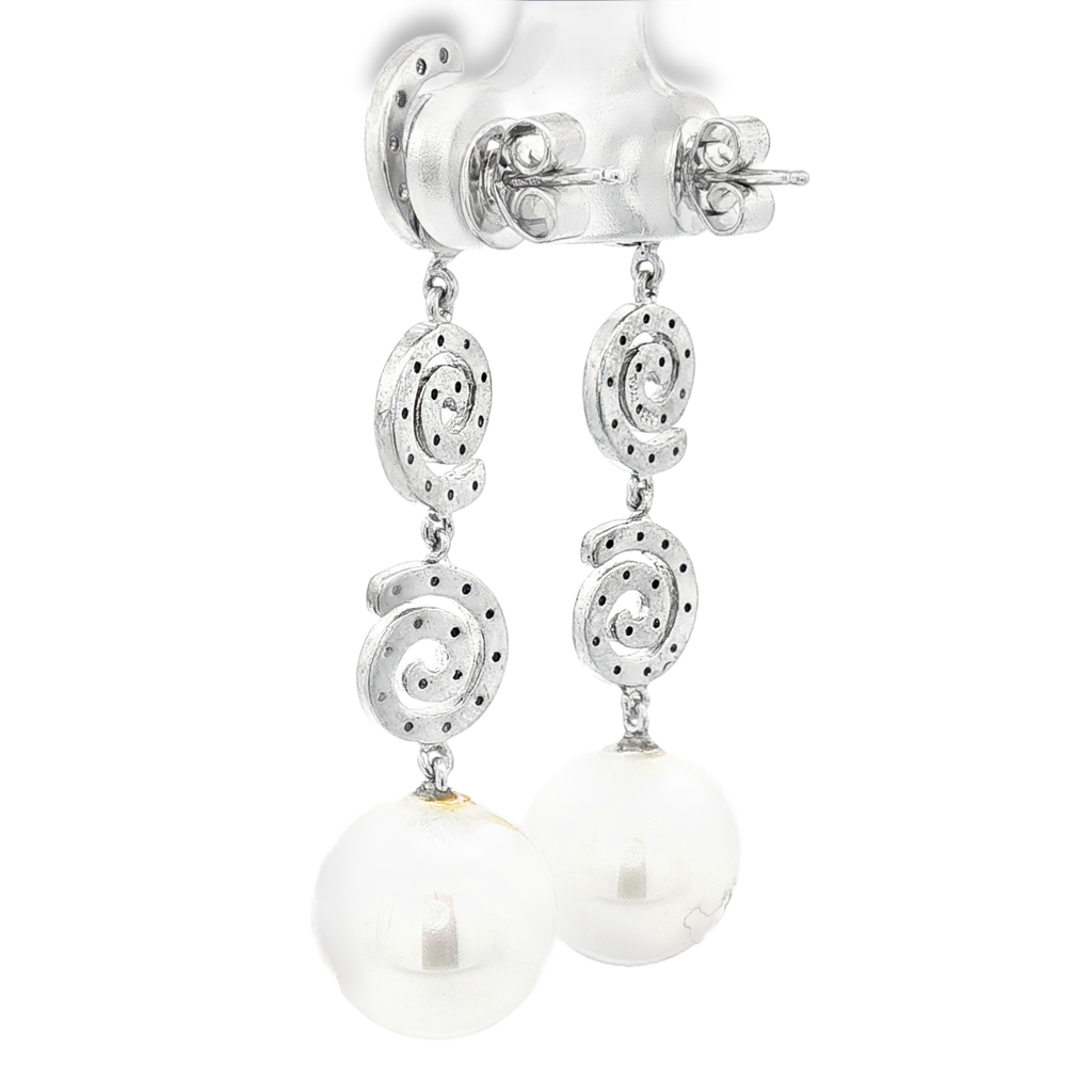 PENDIENTES ESPIRALES LARGOS ORO BLANCO CON PERLAS Y BRILLANTES TOUS