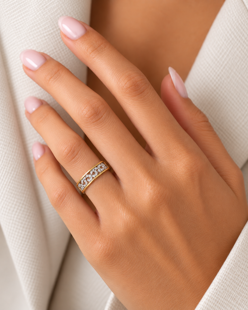 ANILLO OLAS BICOLOR CON CIRCONITAS