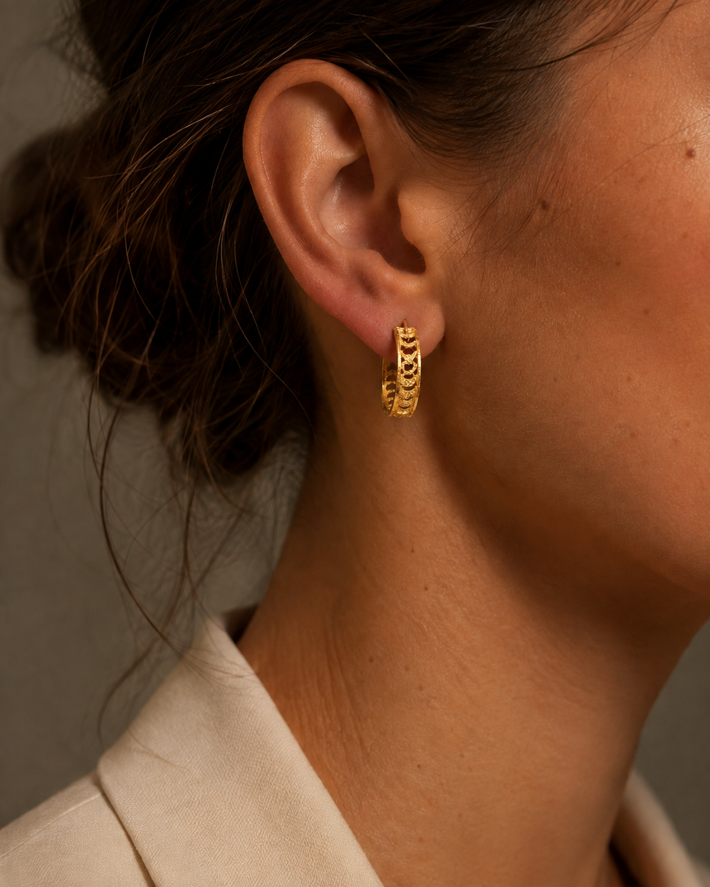 PENDIENTES ARO CON ESCAMAS