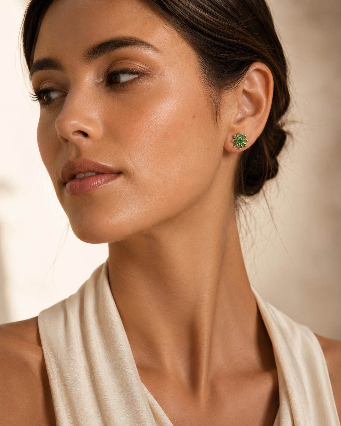 PENDIENTES FLOR CON ESMERALDAS