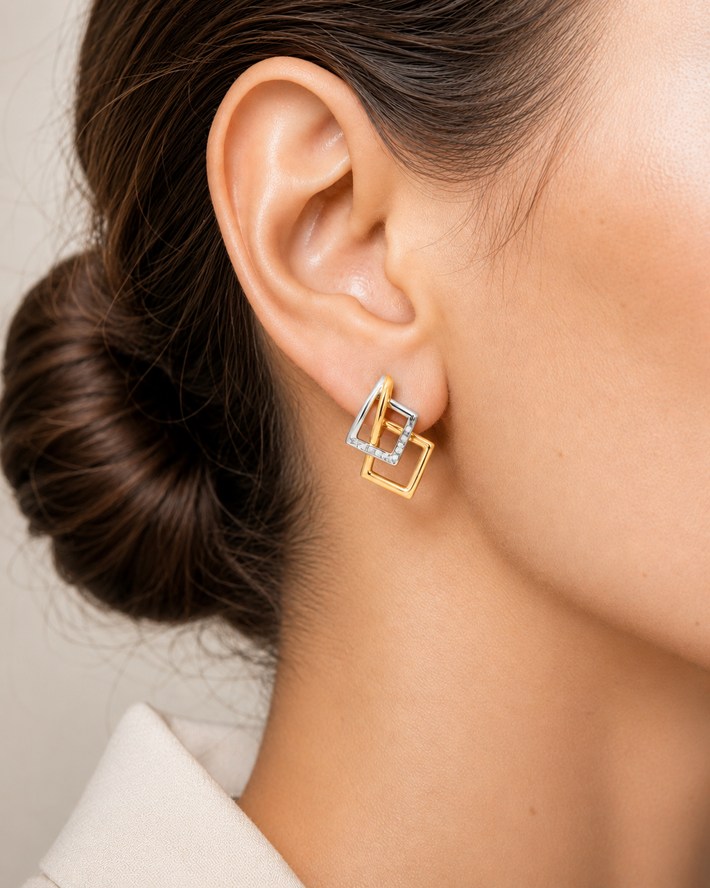 PENDIENTES ROMBO DOBLE BICOLOR CON DIAMANTES