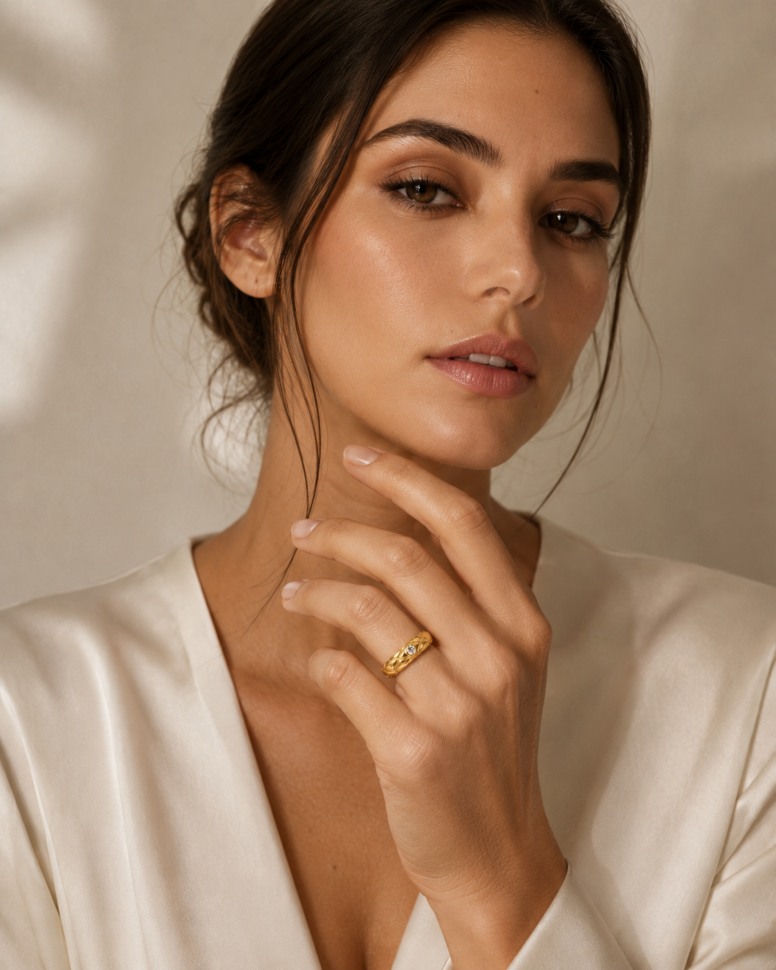 ANILLO GLOBO CON DIAMANTE