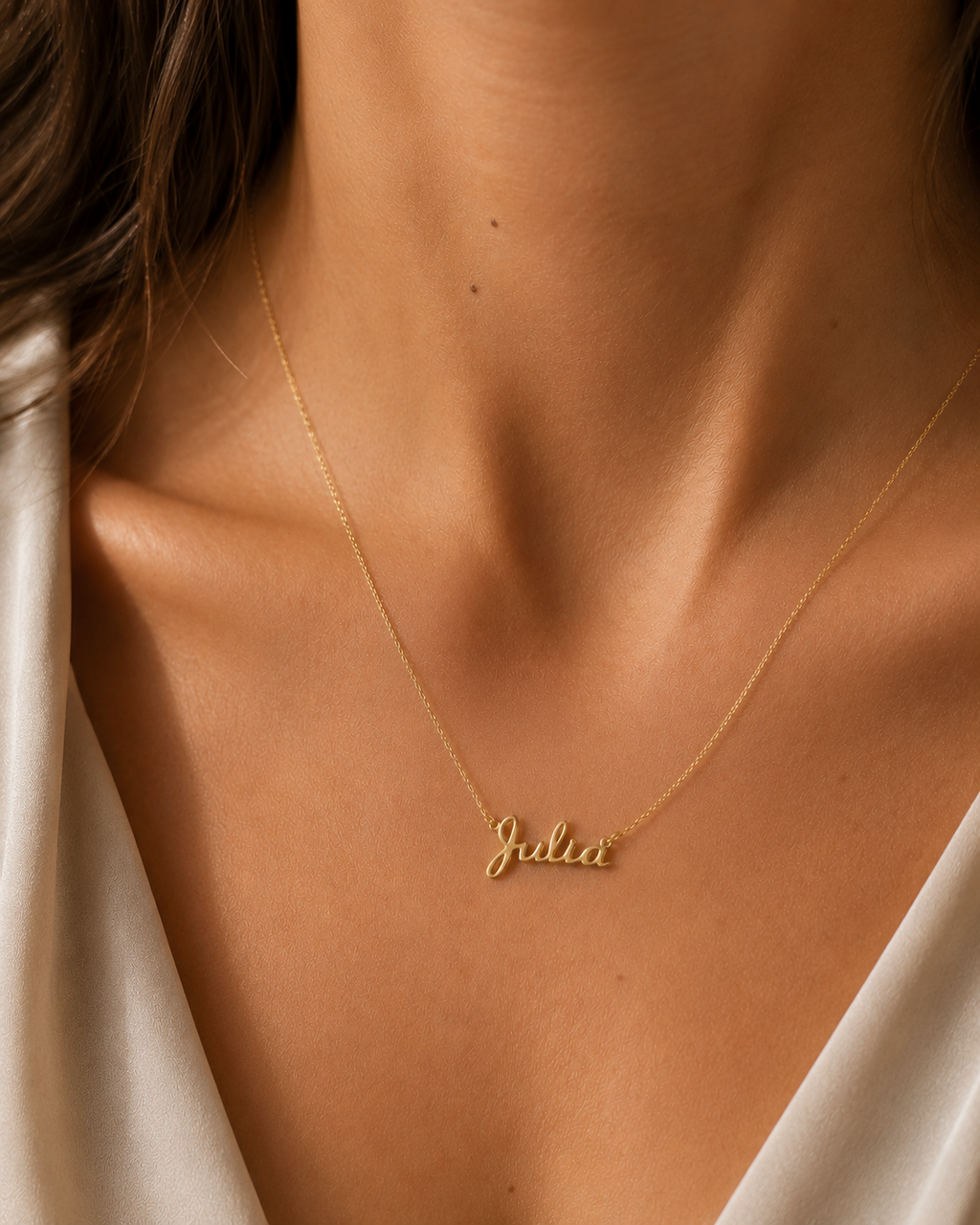 CADENA NOMBRE JULIA