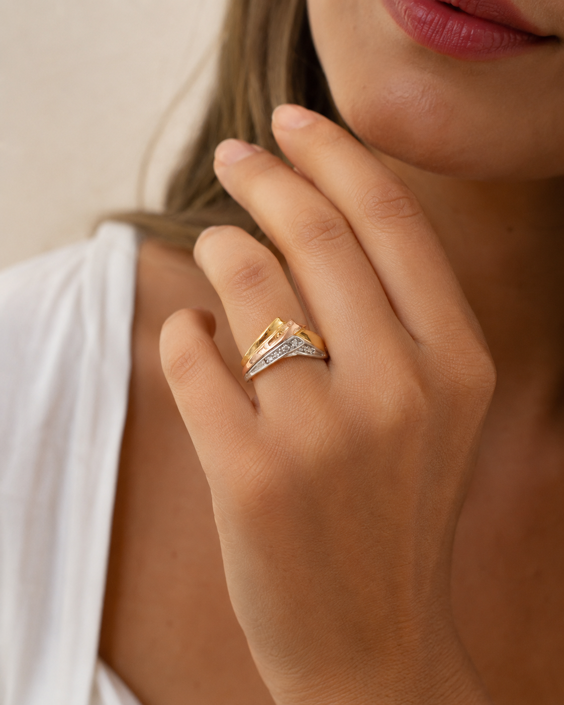 ANILLO TRICOLOR CON CIRCONITAS