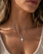 CRUZ DE ORO BLANCO