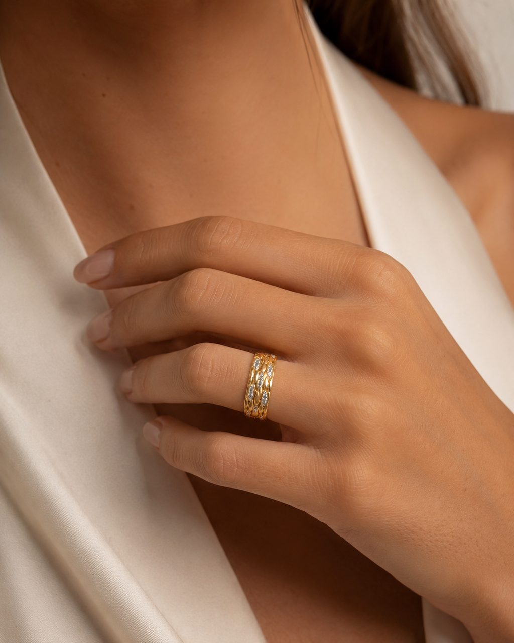 ANILLO CON CIRCONITAS