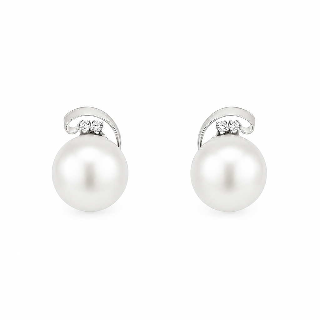 PENDIENTES ORO BLANCO CON DIAMANTES Y MEDIAS PERLAS