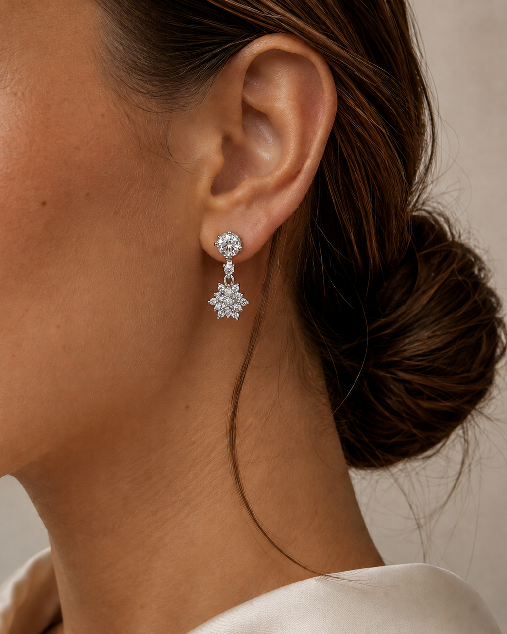 DORMILONAS BRILLANTE 0,33qt X 2 Y PENDIENTES ORO BLANCO Y BRILLANTES ROSETON