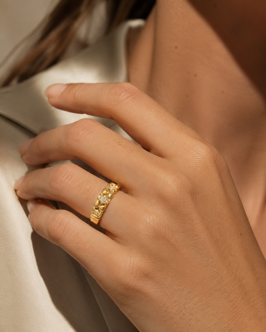 ANILLO CON CIRCONITAS