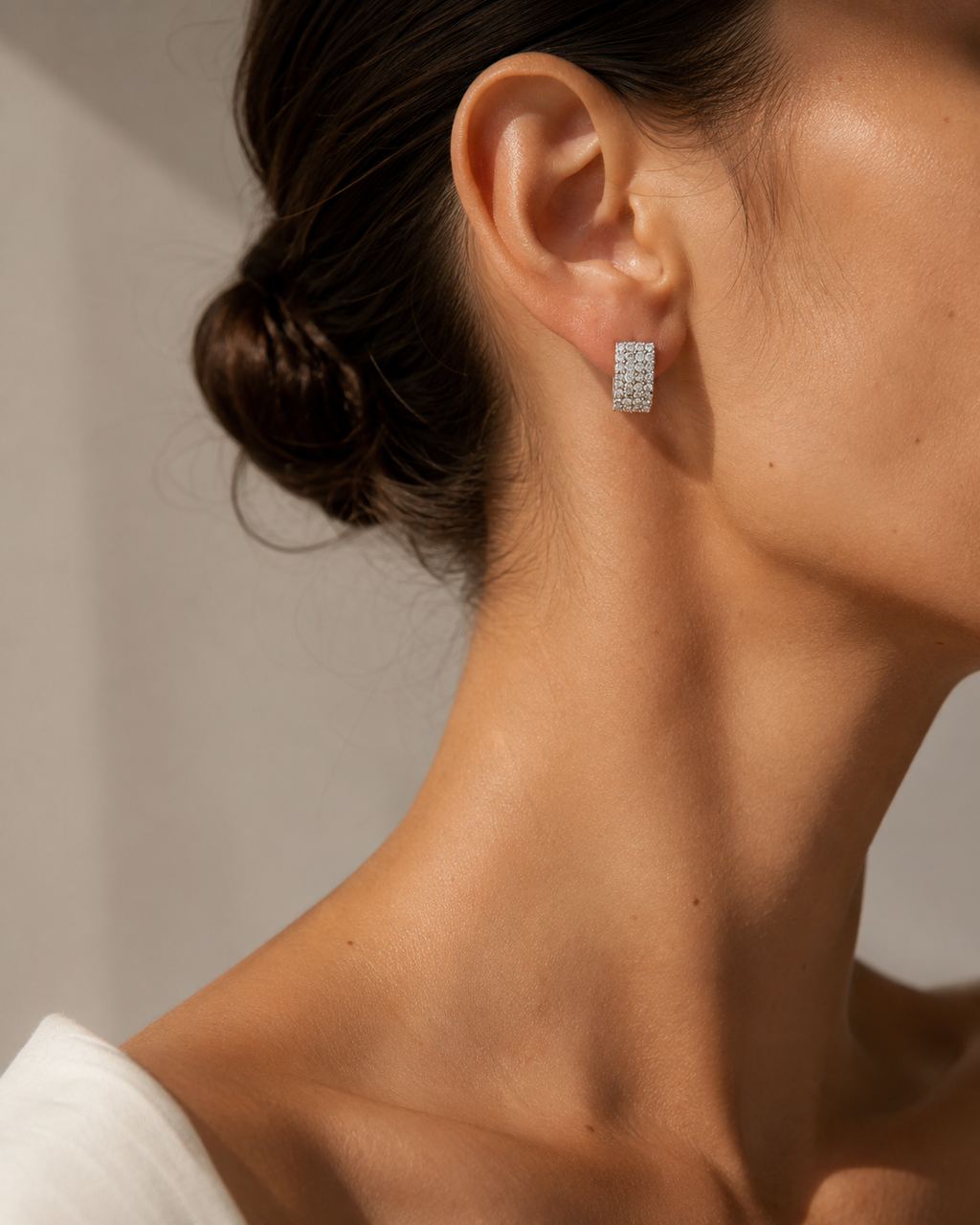 PENDIENTES CUADRADOS BICOLOR CON CIRCONITAS