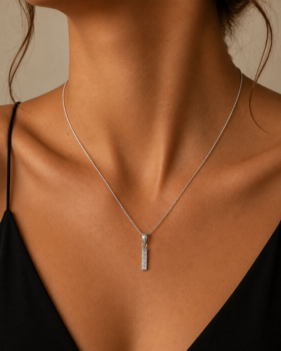 COLGANTE ORO BLANCO CON GRECA