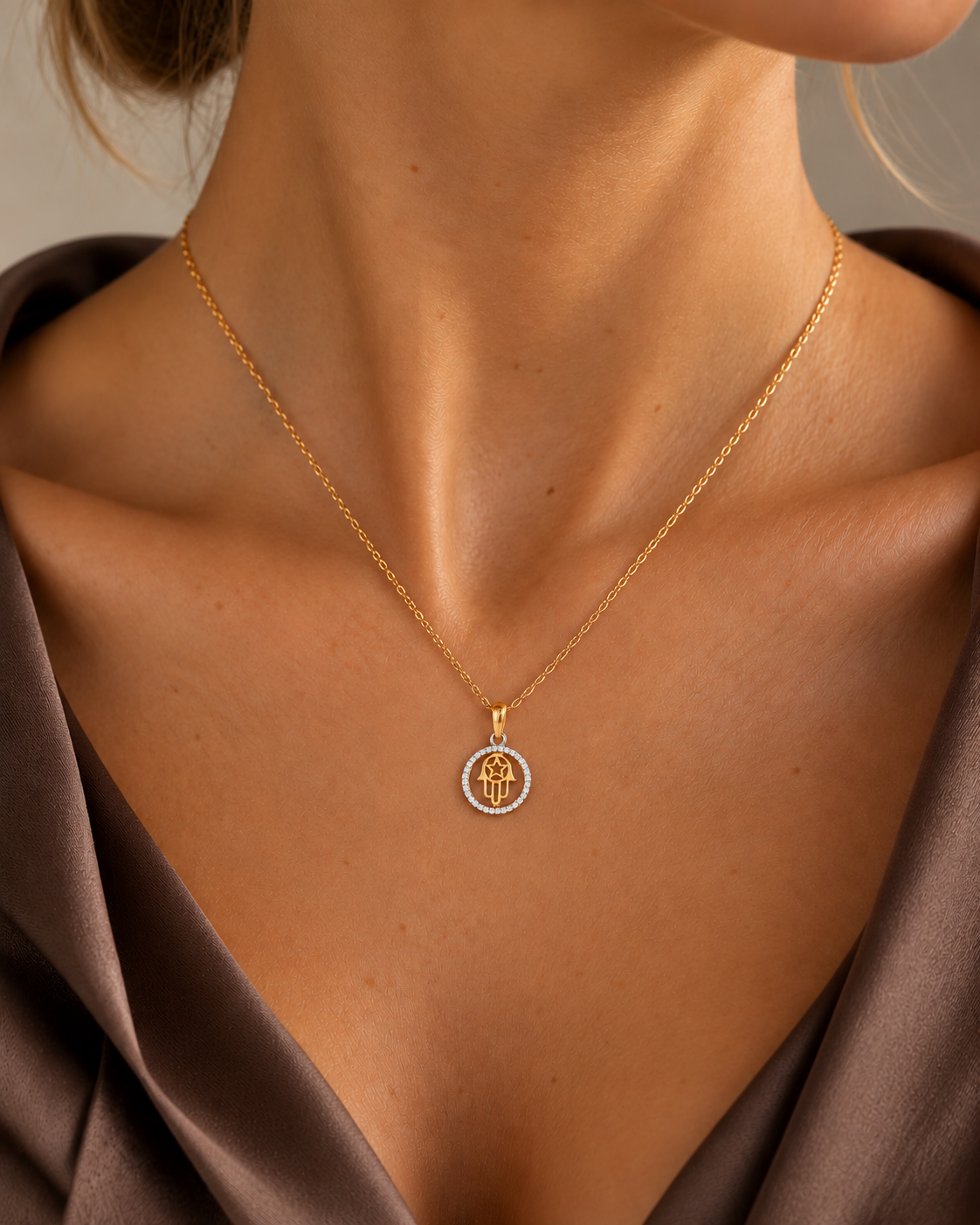 COLGANTE MANO DE FATIMA CON CIRCONITAS