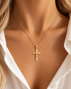 COLGANTE CRUZ CON CRISTO