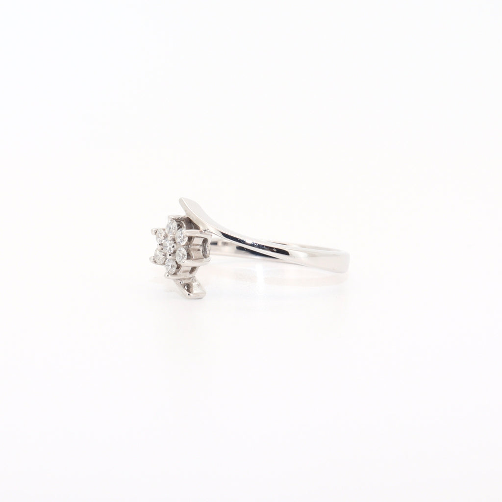 SORTIJA ORO BLANCO FLOR 7 DIAMANTES