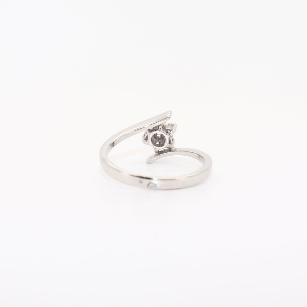SORTIJA ORO BLANCO FLOR 7 DIAMANTES