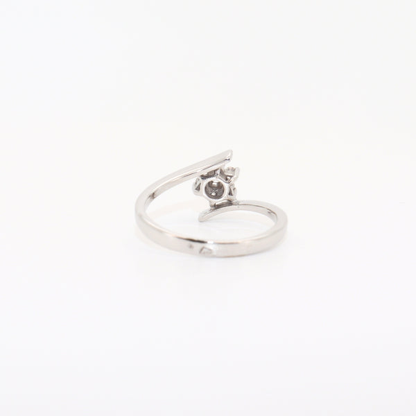 SORTIJA ORO BLANCO FLOR 7 DIAMANTES