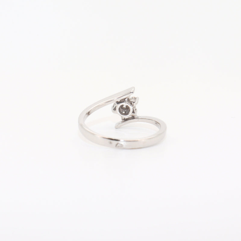 SORTIJA ORO BLANCO FLOR 7 DIAMANTES