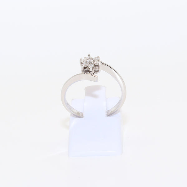 SORTIJA ORO BLANCO FLOR 7 DIAMANTES