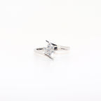 SORTIJA ORO BLANCO FLOR 7 DIAMANTES